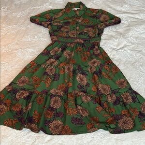 XS Monteau Los Angeles button up collar dress w/tiered skirt &accentuated waist